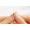 Ohora Semi-Cured Gel Nail Strips met Nail Gems aanbrengen